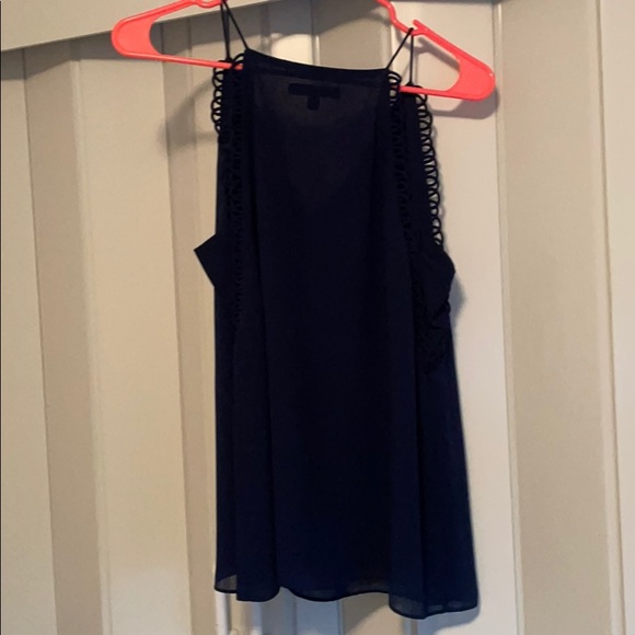 Blue sleeveless blouse - Picture 3 of 3